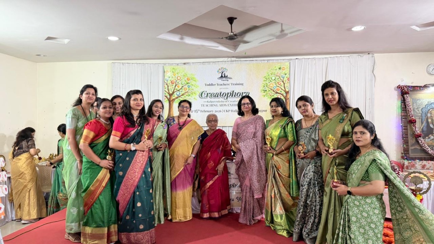 Award winners with trophies at Toddler Teachers Training's Creatophora event